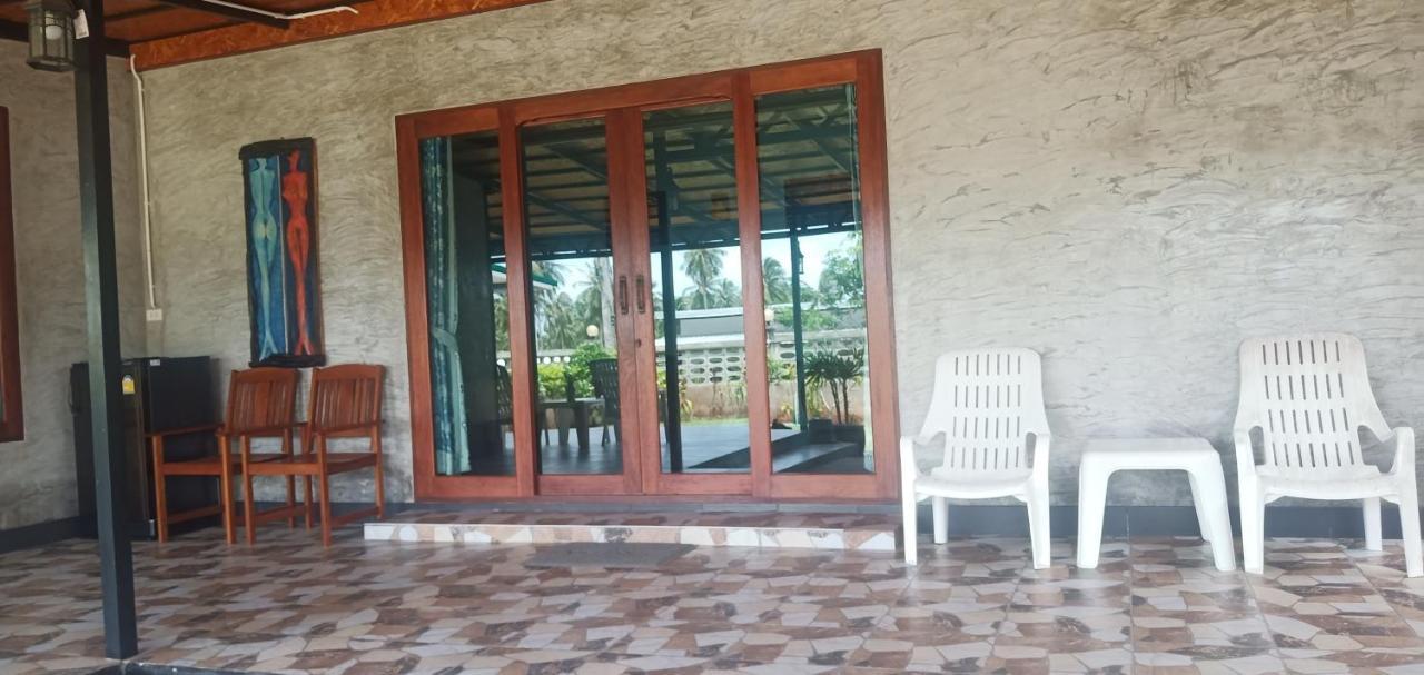 Kohjum Freedom Resort Koh Jum Eksteriør bilde