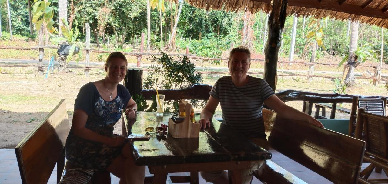 Kohjum Freedom Resort Koh Jum Eksteriør bilde