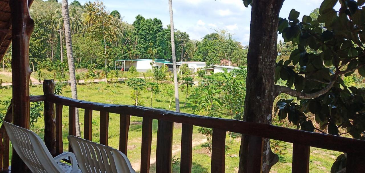 Kohjum Freedom Resort Koh Jum Eksteriør bilde