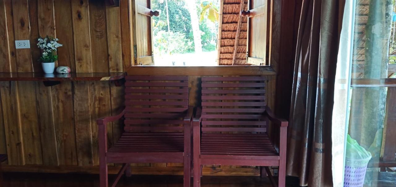 Kohjum Freedom Resort Koh Jum Eksteriør bilde