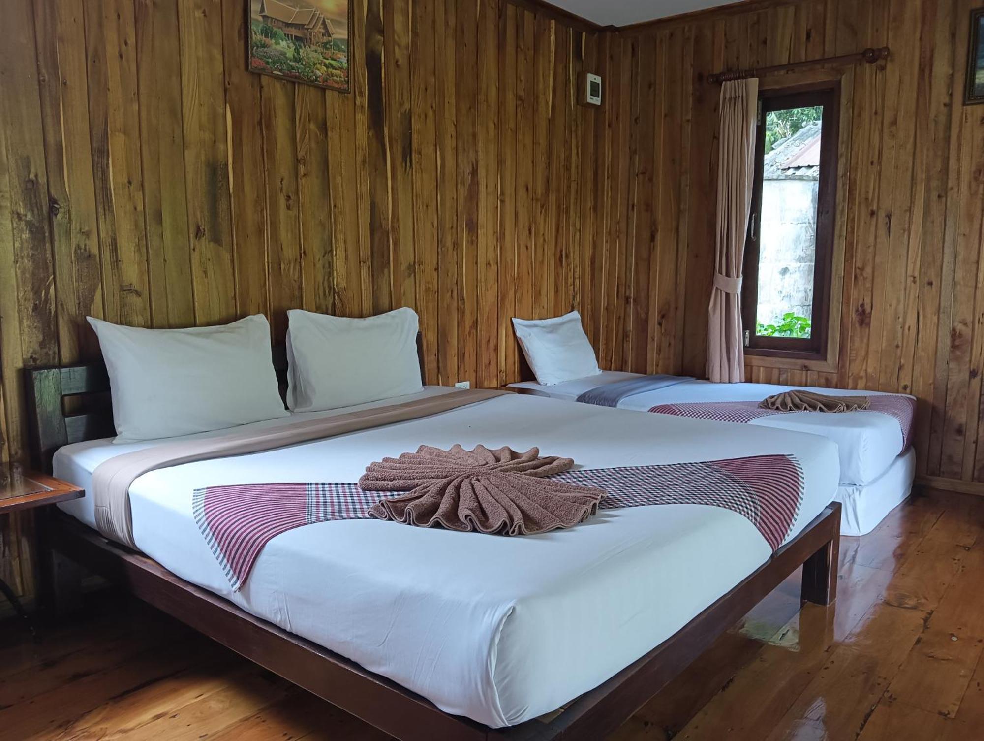 Kohjum Freedom Resort Koh Jum Eksteriør bilde