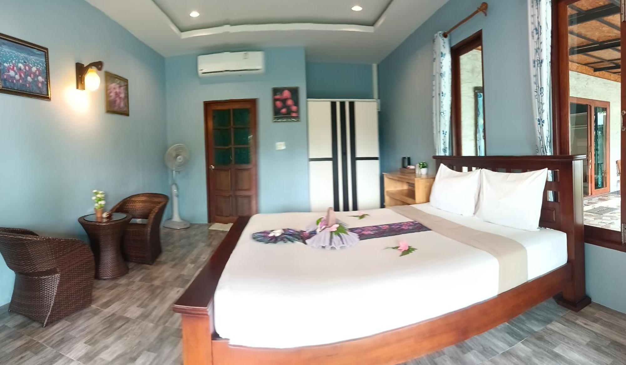 Kohjum Freedom Resort Koh Jum Eksteriør bilde