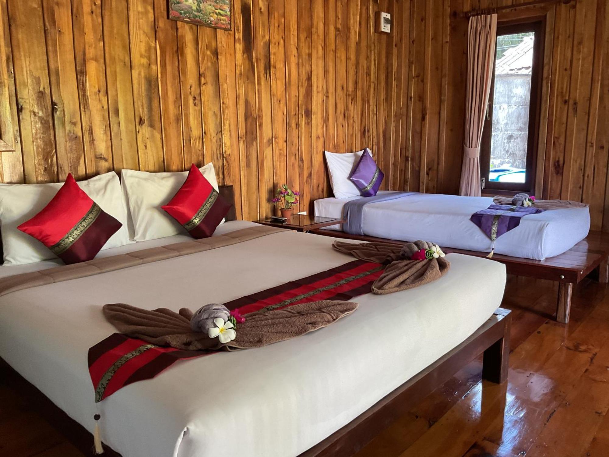 Kohjum Freedom Resort Koh Jum Eksteriør bilde