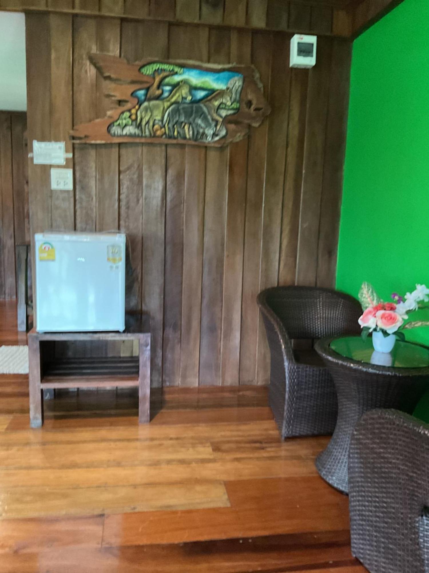 Kohjum Freedom Resort Koh Jum Eksteriør bilde
