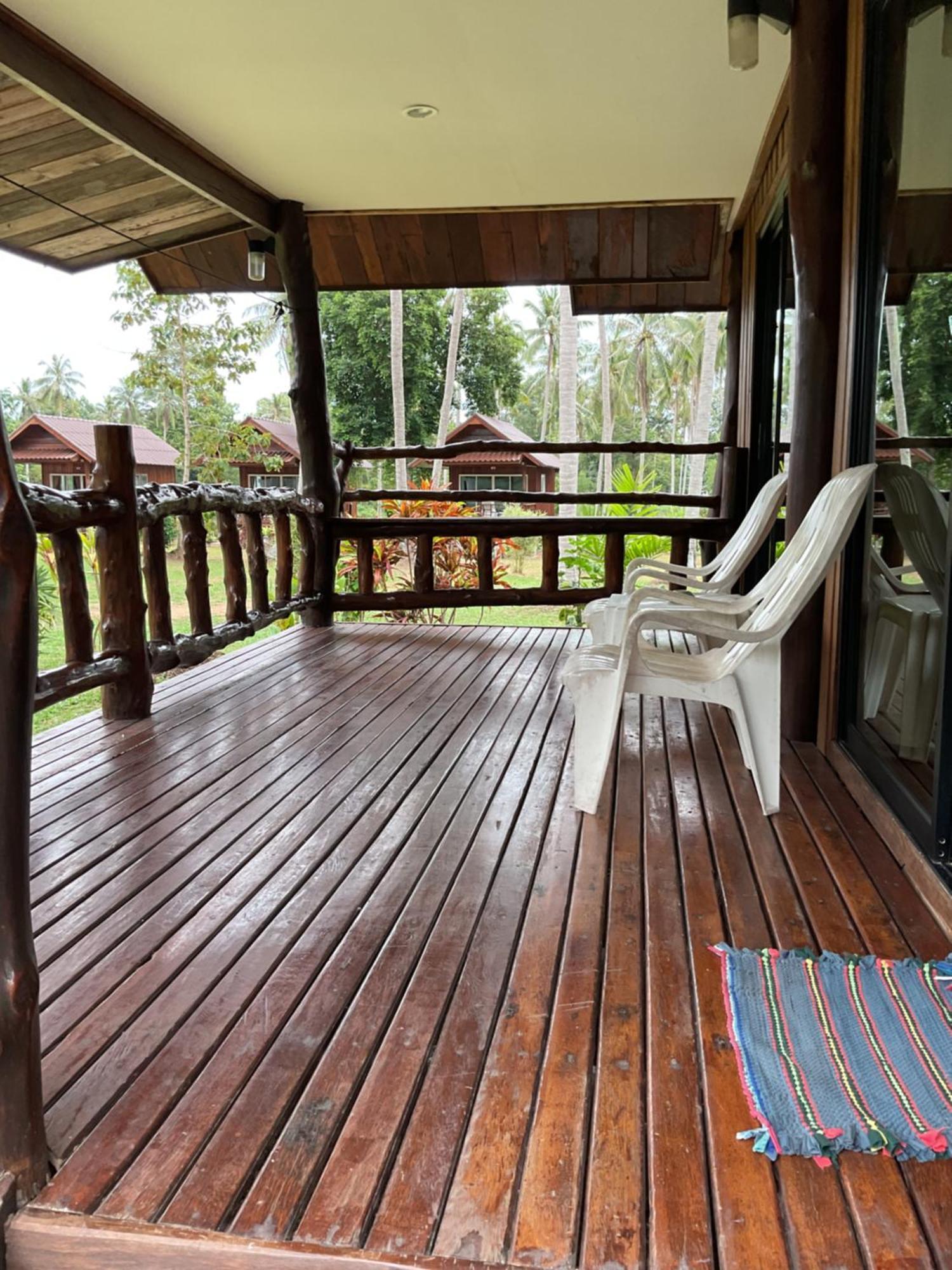 Kohjum Freedom Resort Koh Jum Eksteriør bilde