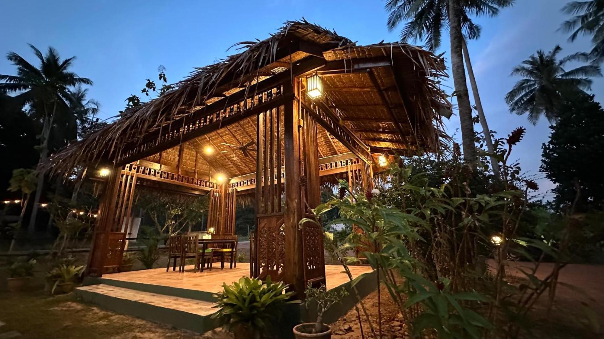 Kohjum Freedom Resort Koh Jum Eksteriør bilde